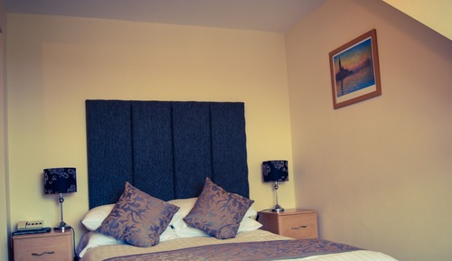 Double Room, Partial Sea View