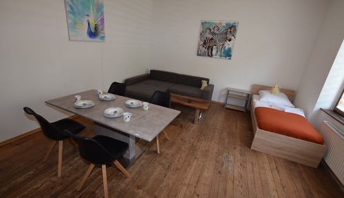 Apartment, 3 Bedrooms, Shared Bathroom (incl. cleaning fee EUR 50 per stay)