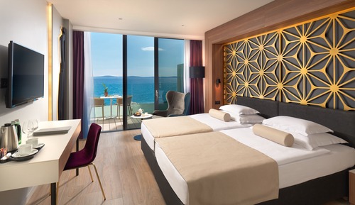 Superior Double or Twin Room, Sea View