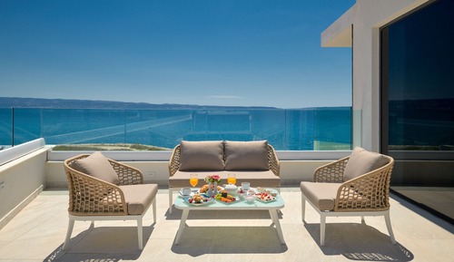 Premium Suite (Amphora)