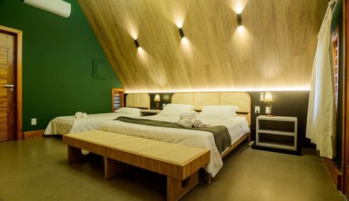 Triple Room