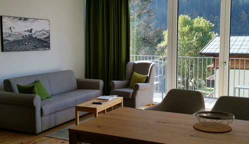 Deluxe apartment (2 bedrooms) with balcony