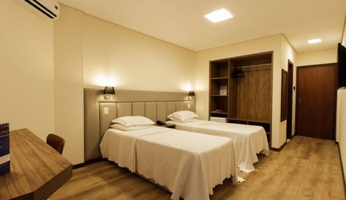 Deluxe Room, 1 Queen Bed, Non Smoking