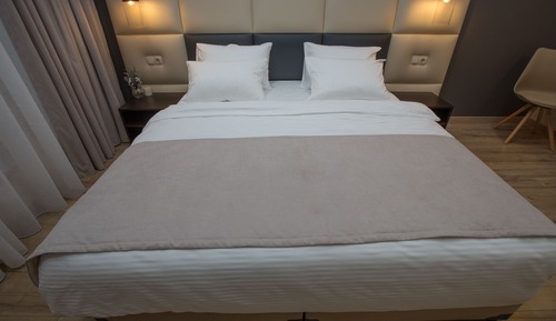Deluxe Triple Room, 1 King Bed, Non Smoking, City View