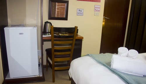 Basic Double Room