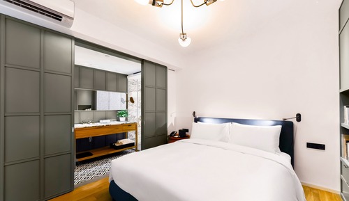 Elite Suite, 1 Queen Bed