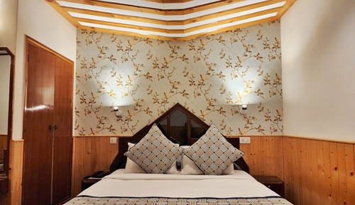 Premium Room, 1 King Bed