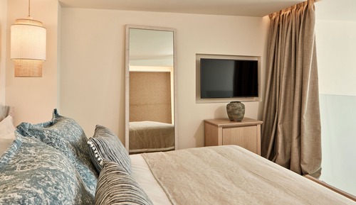 Duplex Junior Suite Pool View