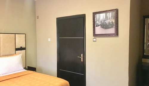 Basic Double Room
