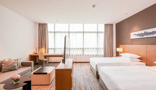 Room (2 Twin Beds with Sofa Bed, Specialty)