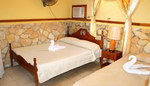 Standard Single Room, 1 Queen Bed