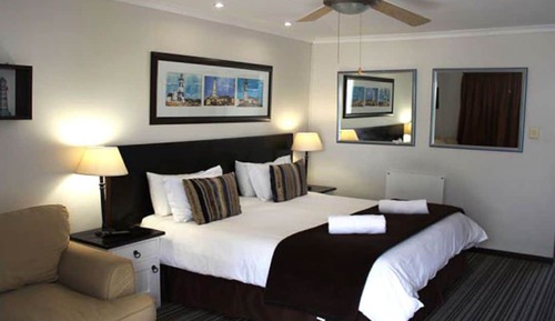 Double Room, 1 Queen Bed