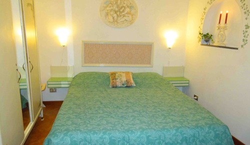 Romantic House