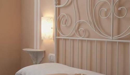 Double Room (pepe bianco & pepe rosa)