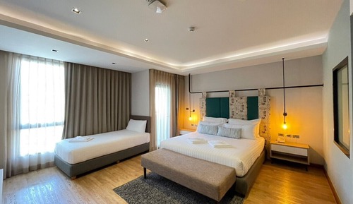 Triple Room