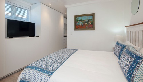 Standard Apartment, 1 Queen Bed
