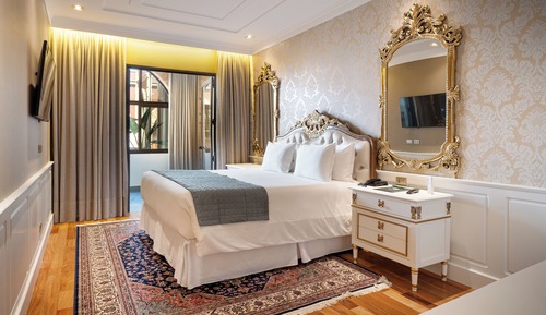 Suite Luis XV
