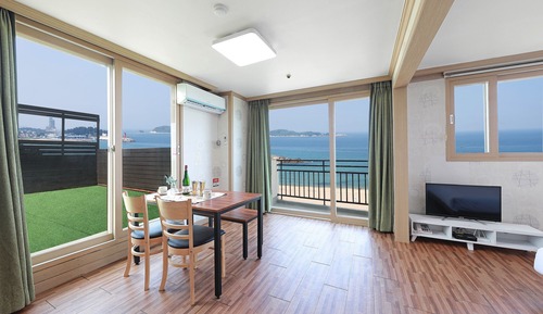 Panorama Ocean View Terrace Condo