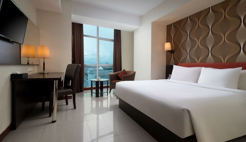 Superior Room, 1 Queen Bed, Smoking