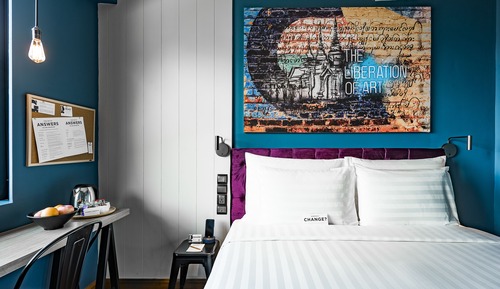 Room (Great)