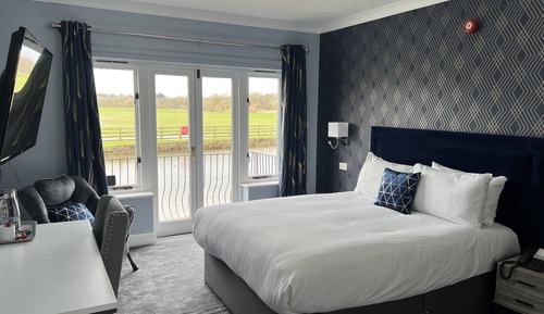 Executive Room, Ensuite, River View