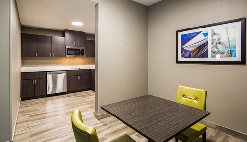 Suite, 1 King Bed with Sofa bed, Accessible, Kitchen (with Sofabed)