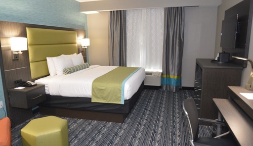 Standard Room, 1 King Bed, Accessible, Non Smoking