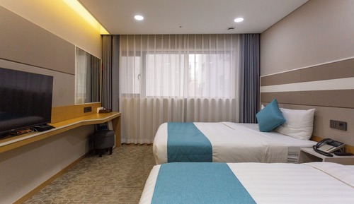 [Netflix] Deluxe Twin Room