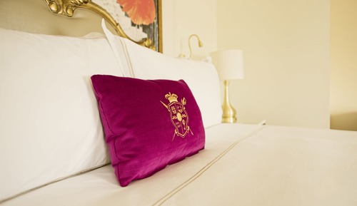 Deluxe Room, 1 King Bed (Mobility Accessible, Roll-in Shower)