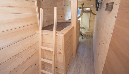 Single Room, Hinoki