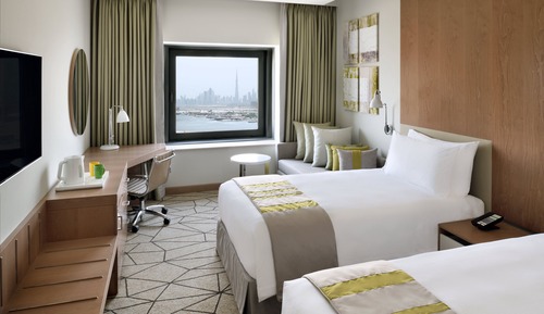 Standard Room, 2 Twin Beds (Waterfront View)