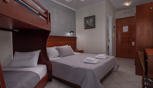 Family Room, Sea View