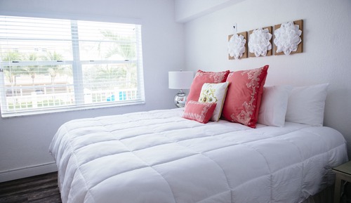 Deluxe Apartment, 2 Bedrooms, Kitchen, Poolside