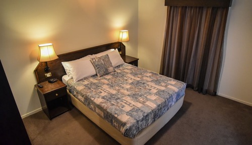 Deluxe Executive Suite