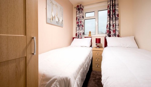 Chalet, 2 Bedrooms (Silver)