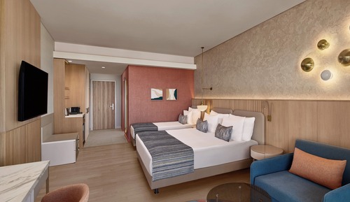 DELUXE DBL4 SEA VIEW