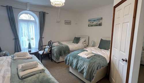 Superior Quadruple Room, Ensuite (Room 5)