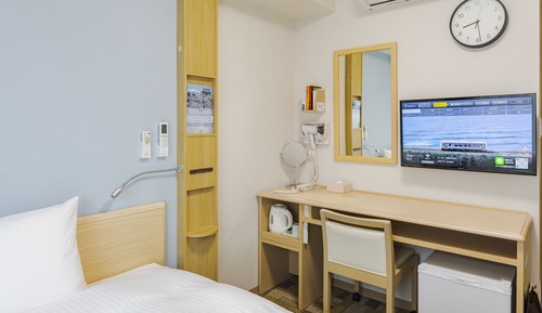 Standard Single Room, Smoking