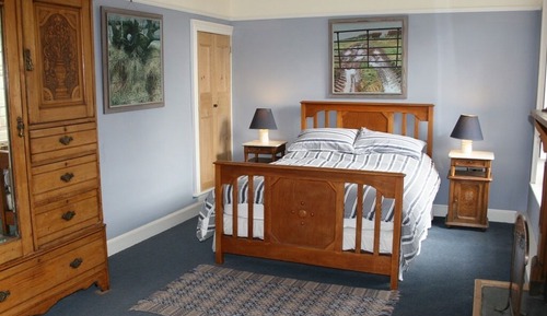 Classic Double Room, Ensuite, Garden View (or Shower)