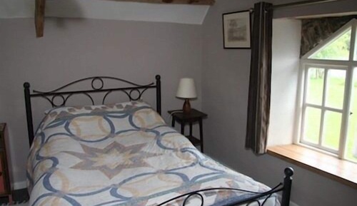 Classic Cottage, Shared Bathroom, Garden View (Orchard Cottage)