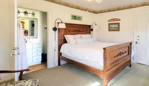 Single Room, 1 Queen Bed