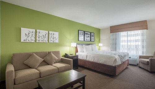 Suite, 1 King Bed, Accessible, Non Smoking