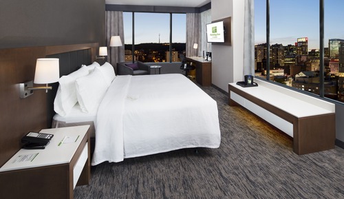 Standard Room, 1 King Bed, Accessible Bathtub (Access Tub)