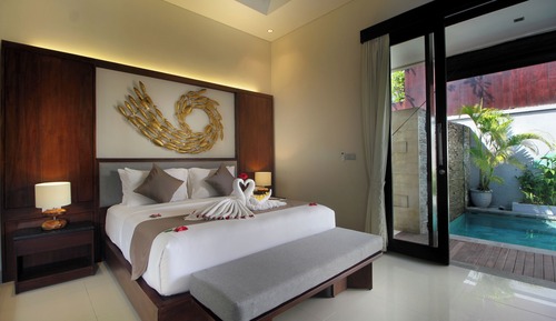 2 Bedrooms Pool Villa