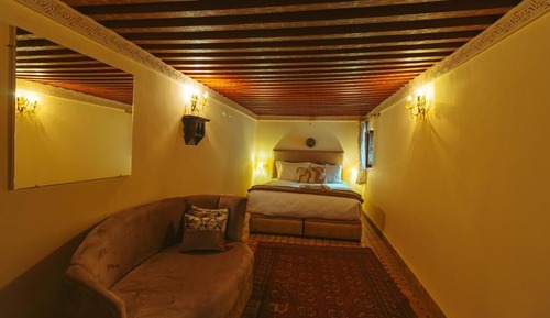 Superior Double Room, Patio, Courtyard View