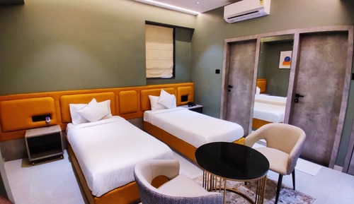 Executive Room, City View