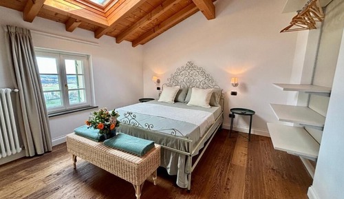 Classic Double Room, Balcony, Mountain View