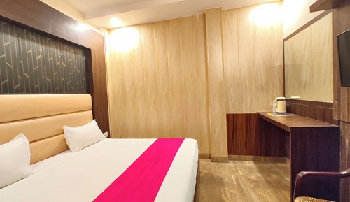 Deluxe Double Room, Multiple Beds, Air conditioning