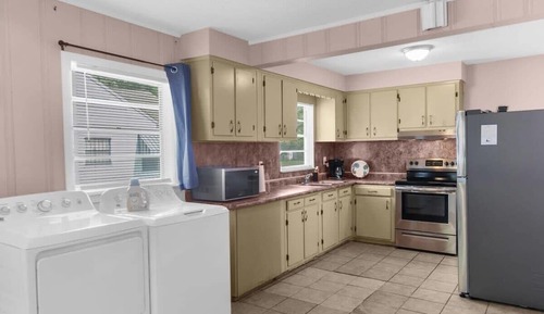 House, Multiple Beds, Patio, Garden View (57th Blushing Bungalow)