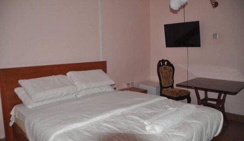 Standard Double Room, Pool View